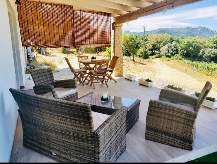 Elegant Country Open Space Deluxe Tenuta Piredu -Monti-Olbia Exterior foto